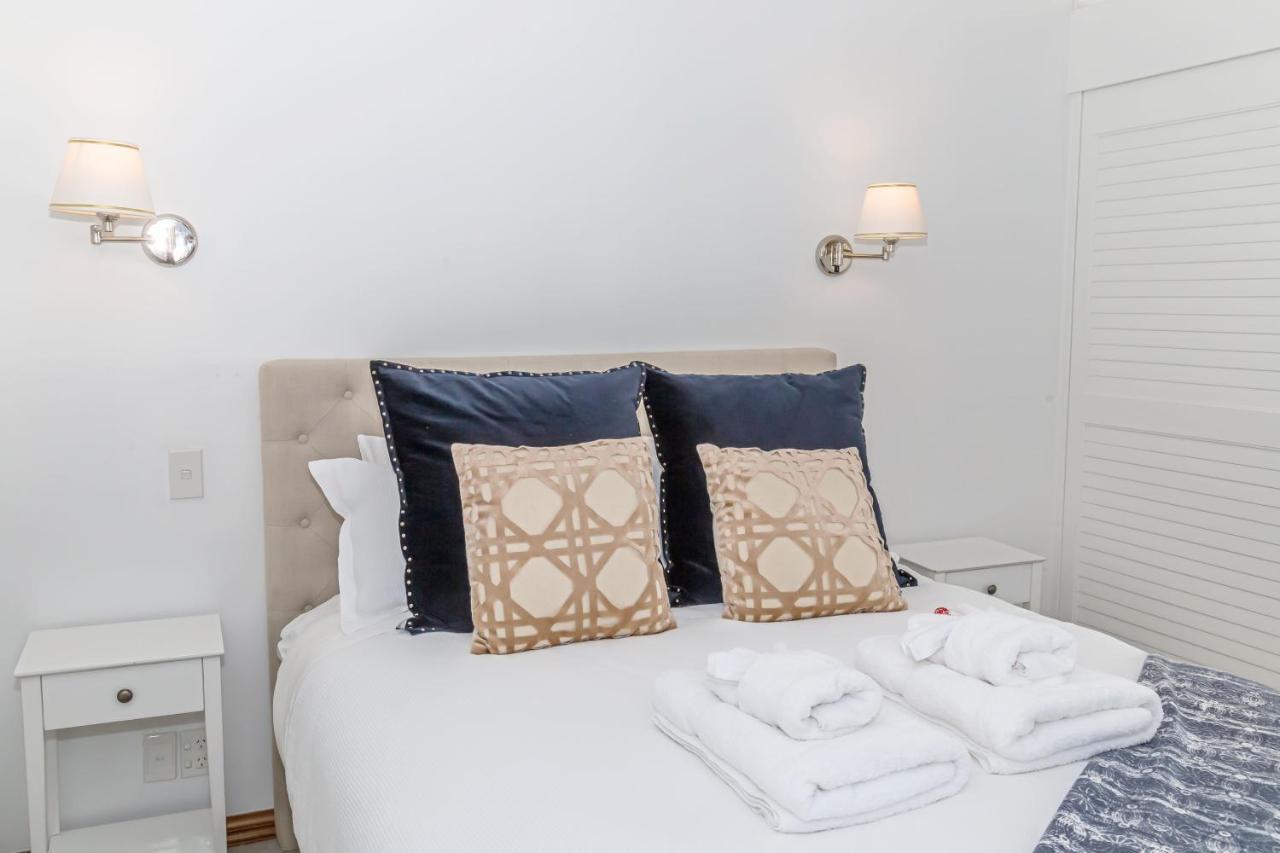 Waterfront Two Bedroom Apartment; Great Location! Auckland Buitenkant foto